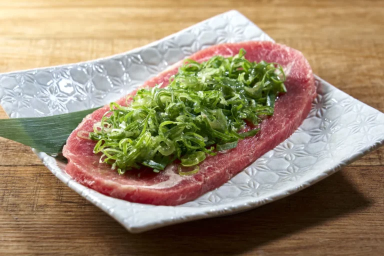 ネギだく大判ロースステーキ